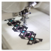 Hímzőgép részlete hímzés közben